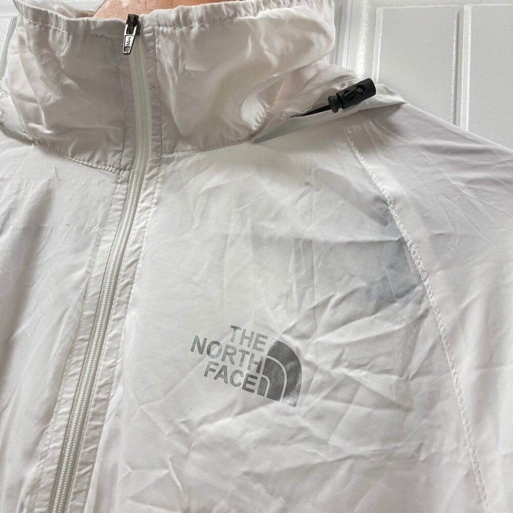 The North Face Packable Translucent Windbreaker W… - image 3